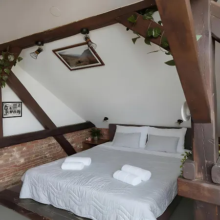 公寓 Hedonia Luxury 皮罗特